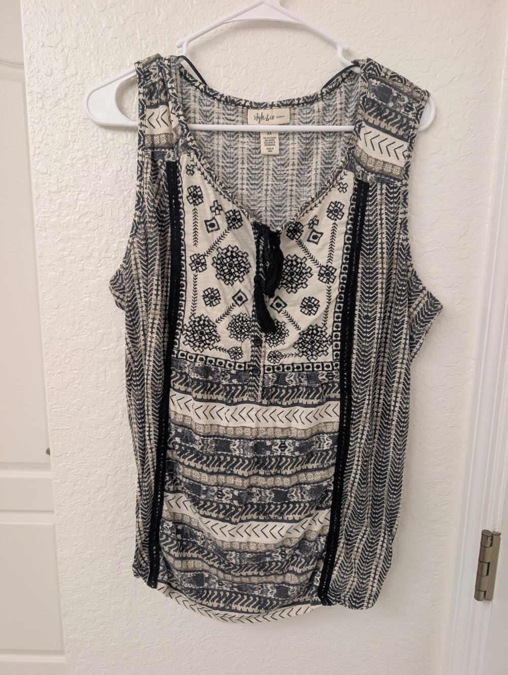 Style & Co Embroidered Tie Front Top 3X Boho, Retro